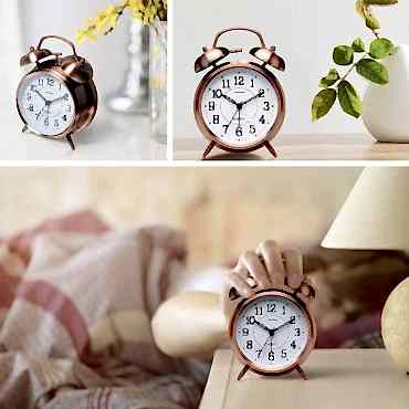 Nostaljik Metal Çalar Masa Saati Orta Boy