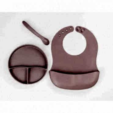 Pembe 3’lü Silikon Yemek Seti – Önlük + Diş Kaşıyıcılı Kaşık + Vakumlu Tabak 